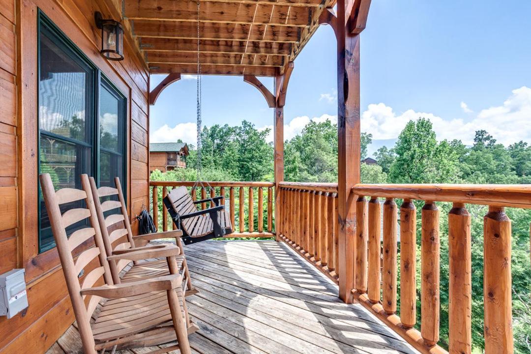 Gatlinburg Cabin With Private Hot Tub By Staycating Zewnętrze zdjęcie