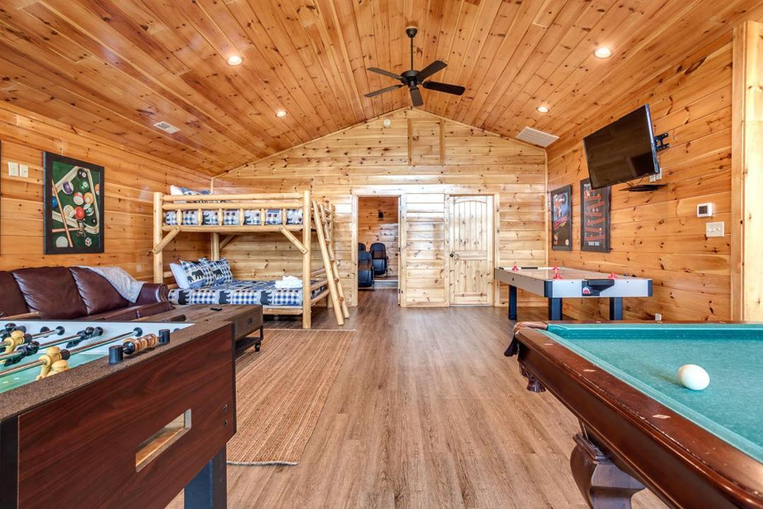 Gatlinburg Cabin With Private Hot Tub By Staycating Zewnętrze zdjęcie