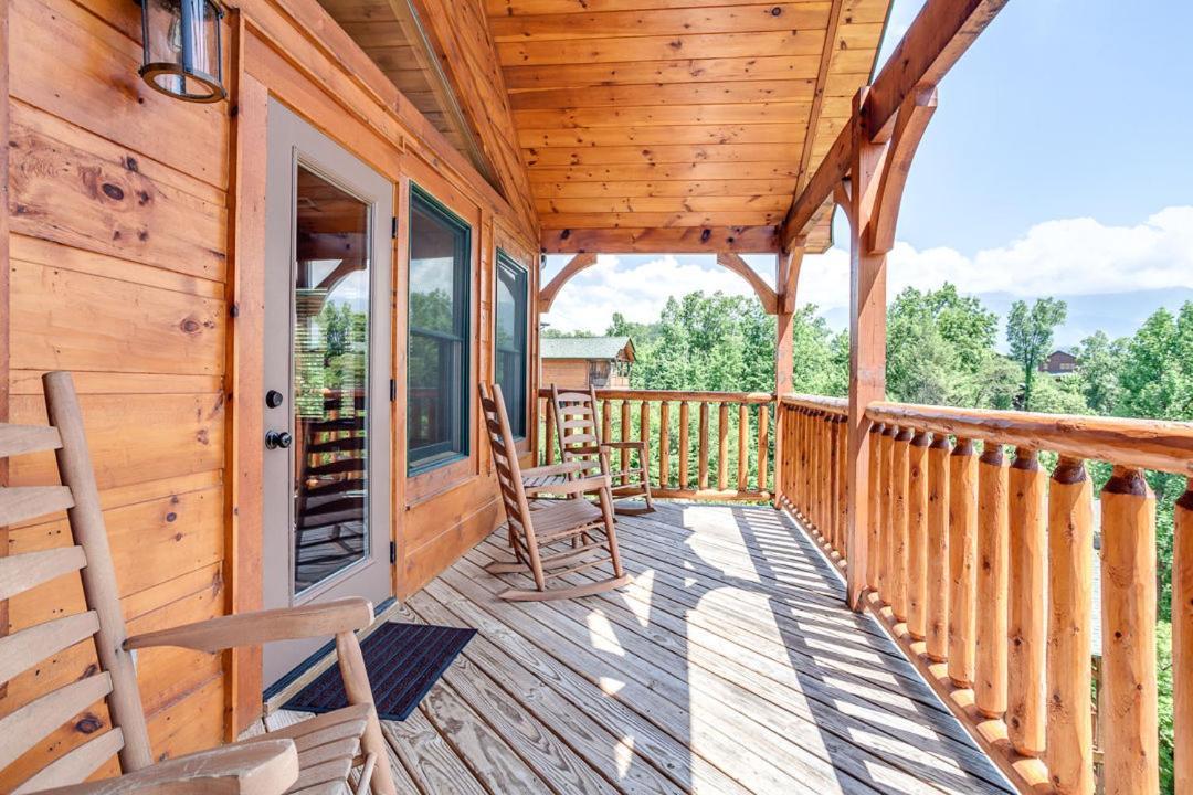 Gatlinburg Cabin With Private Hot Tub By Staycating Zewnętrze zdjęcie